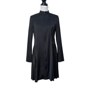 Sarah Pacini contemporary black silky pleated zip front over coat jacket size 2